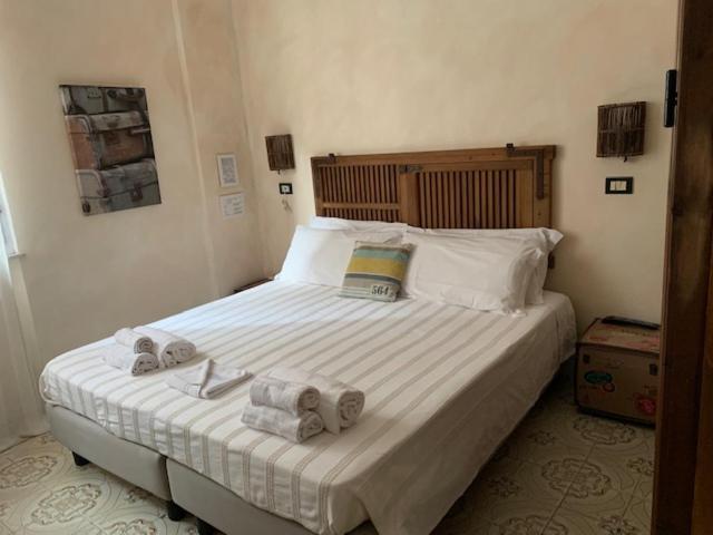 L'Antico Borgo Elena Noli Hotell Eksteriør bilde
